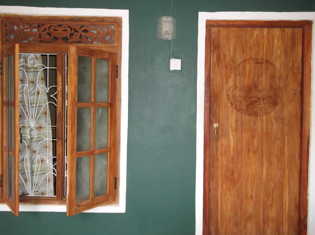 Bandula Home Stay Сігірія Екстер'єр фото
